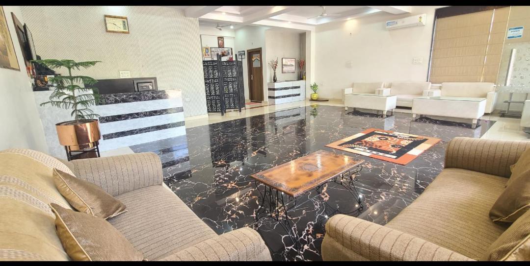 Taj Classic Agra アーグラ エクステリア 写真